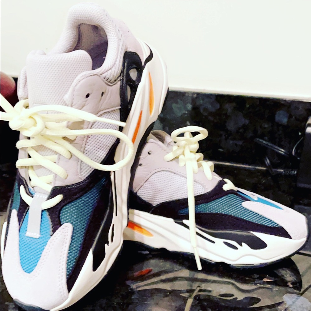 Adidas Yeezy Boost 700 Wave Runner (Men’s Size 6)